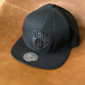 Mitchell & Ness Brooklyn Nets Black/Black Snapback Hat Cap